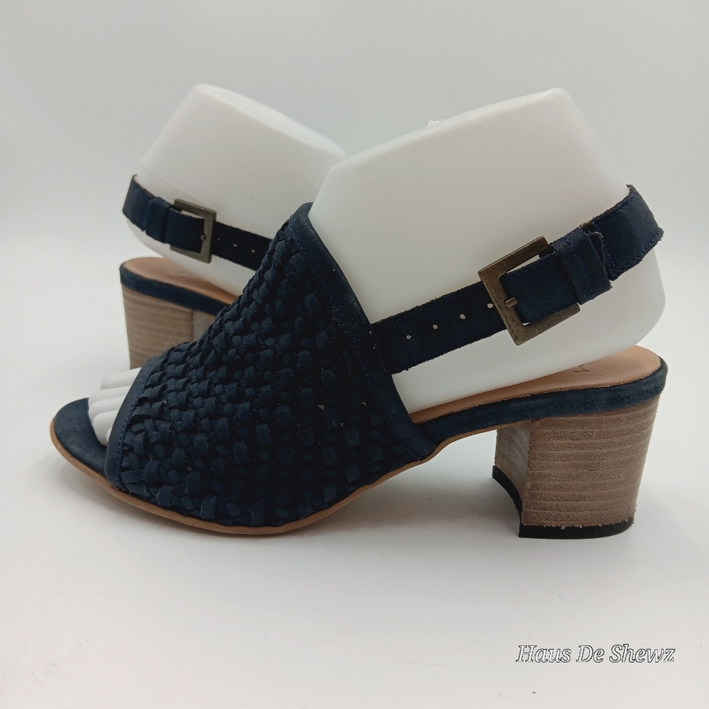 Woven Block Heel Sandals - Navy